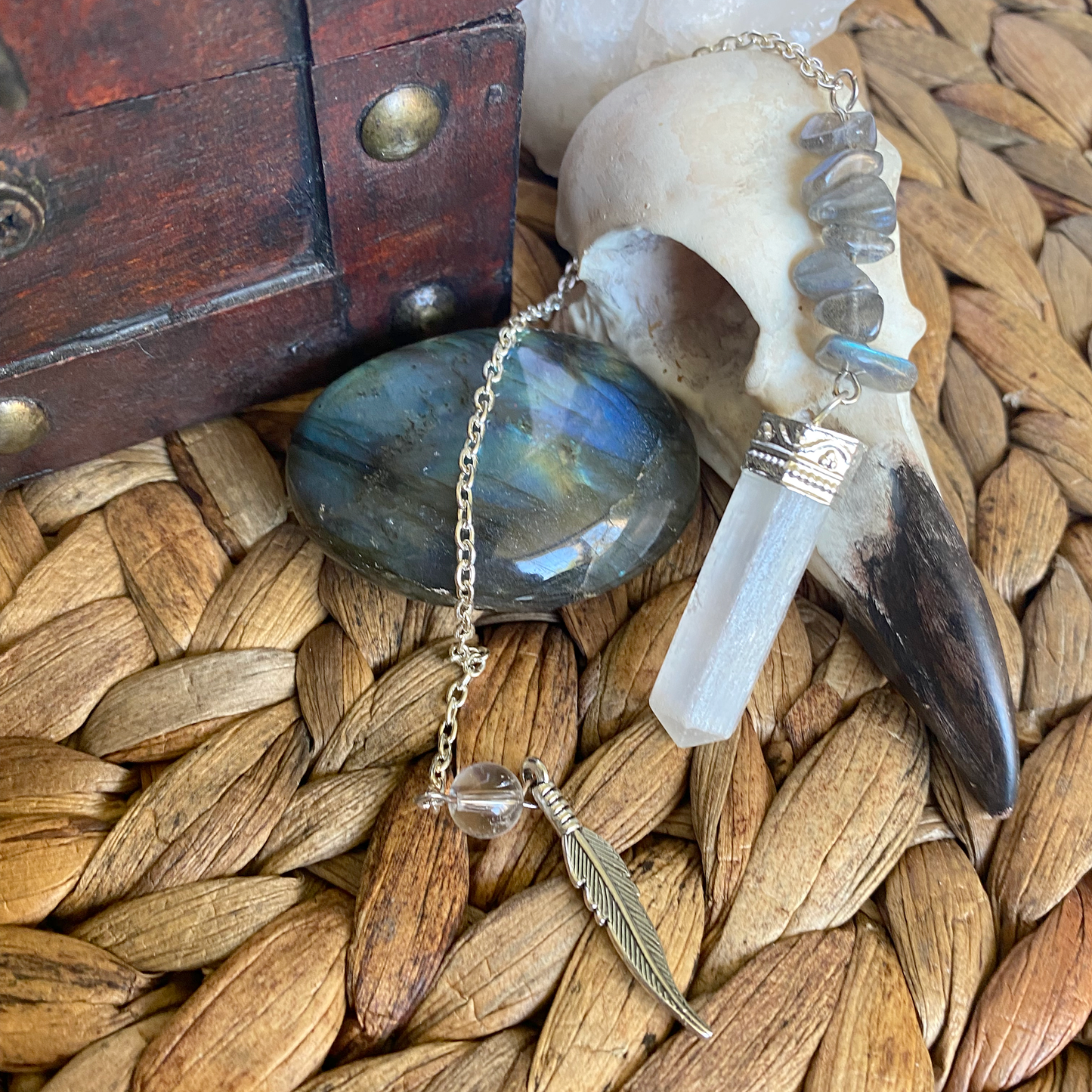 air - selenite pendulum